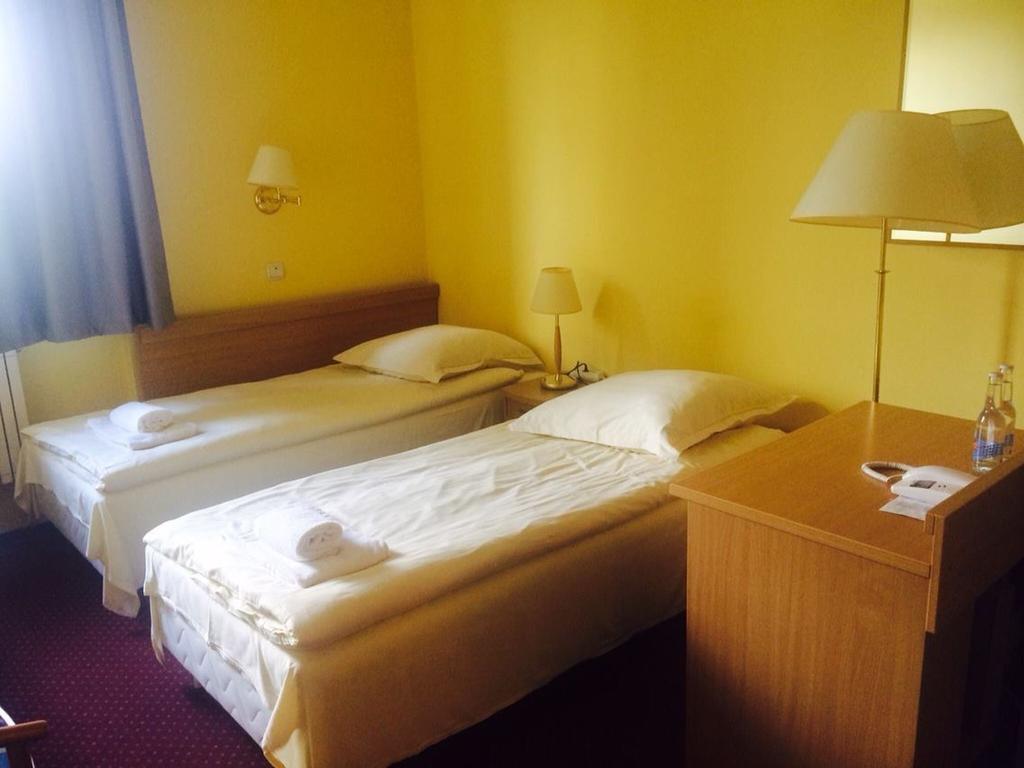 Rezydencja Parkowa Hotell Warszawa Rom bilde