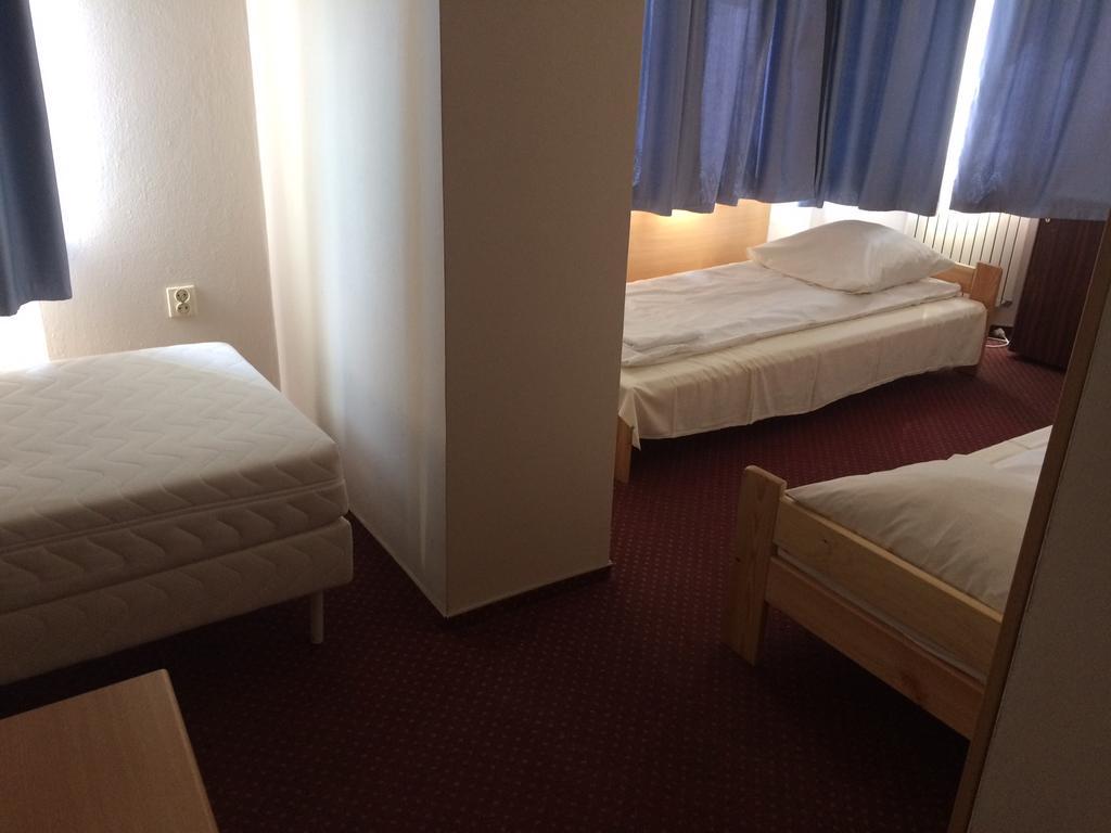 Rezydencja Parkowa Hotell Warszawa Eksteriør bilde